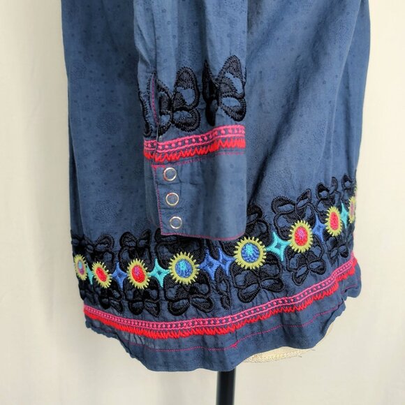 3J Johnny Was Blouse Small Embroidered Top Relaxed Floral - Picture 7 of 10
